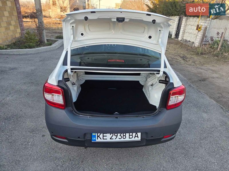 Седан Dacia Logan 2015 в Каменском