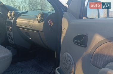 Седан Dacia Logan 2007 в Ужгороде