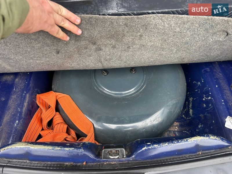 Седан Dacia Logan 2007 в Києві