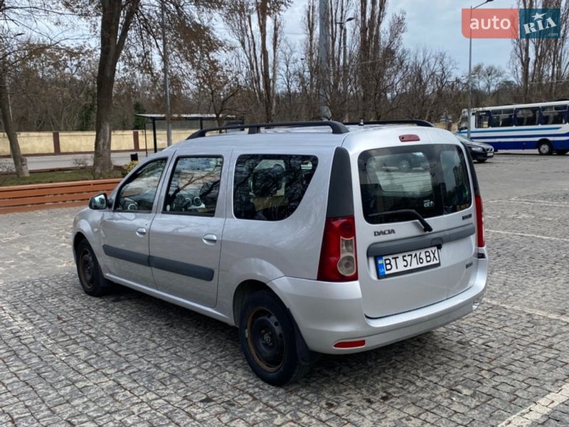 Седан Dacia Logan 2011 в Одессе