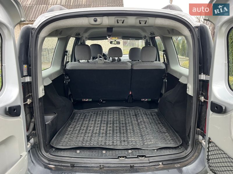 Седан Dacia Logan 2009 в Луцке фото 11 Седан Dacia Logan 2009 в Луцке