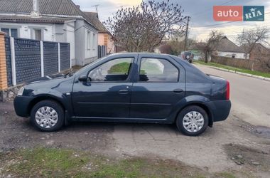 Седан Dacia Logan 2007 в Хоролі
