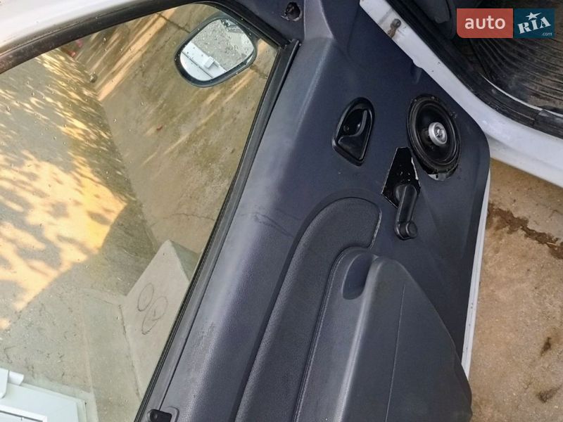 Седан Dacia Logan 2008 в Болграді