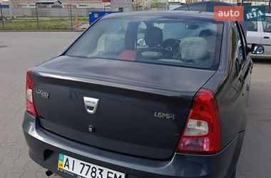Седан Dacia Logan 2008 в Буче