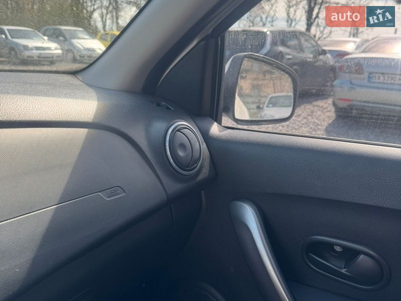 Седан Dacia Logan 2015 в Хмельницькому фото 19 Седан Dacia Logan 2015 в Хмельницькому