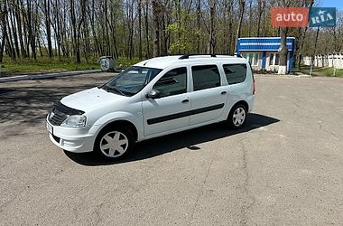 Седан Dacia Logan 2011 в Теплике