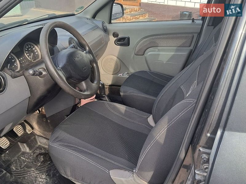 Седан Dacia Logan 2007 в Виннице