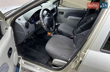 Седан Dacia Logan 2006 в Ивано-Франковске