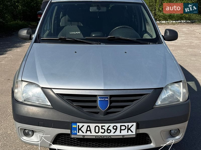 Седан Dacia Logan 2007 в Киеве