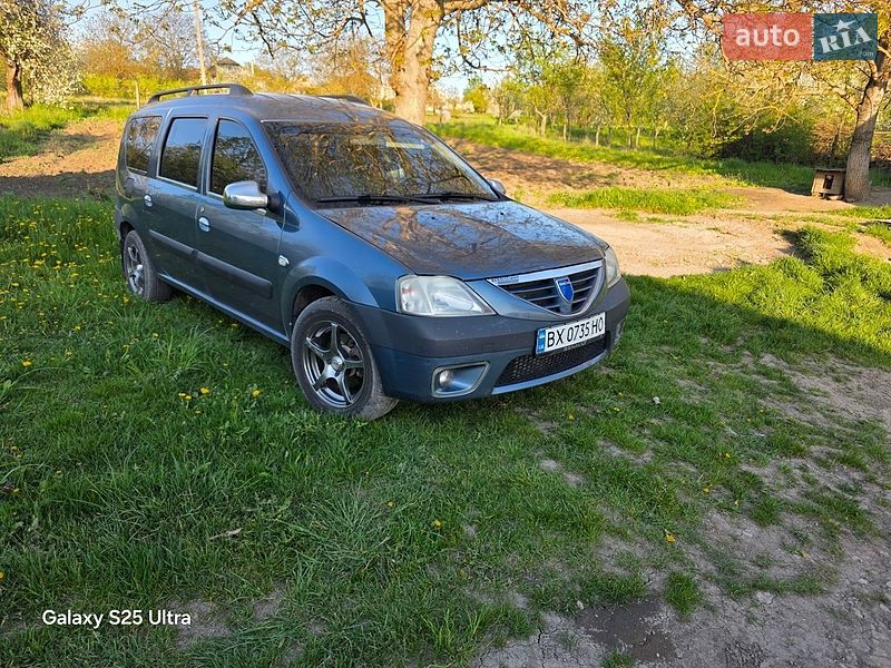 Седан Dacia Logan 2007 в Новой Ушице