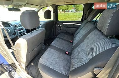 Седан Dacia Logan 2010 в Бердичеве