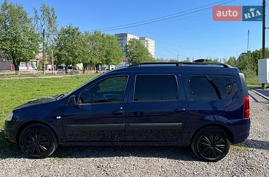 Седан Dacia Logan 2010 в Бердичеве