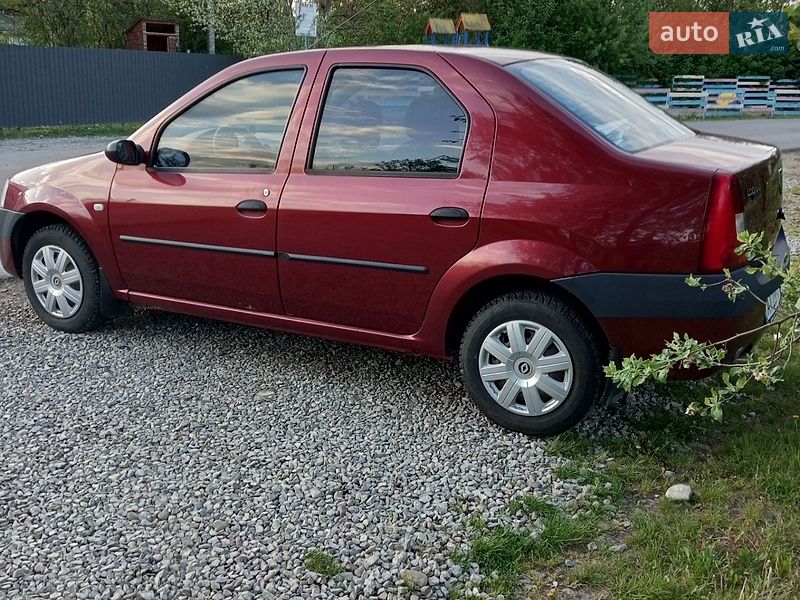Седан Dacia Logan 2006 в Ивано-Франковске