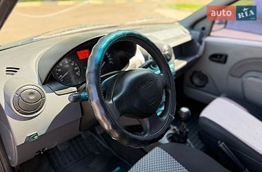 Седан Dacia Logan 2006 в Киеве