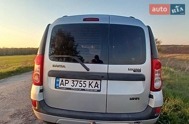 Седан Dacia Logan 2008 в Гадяче