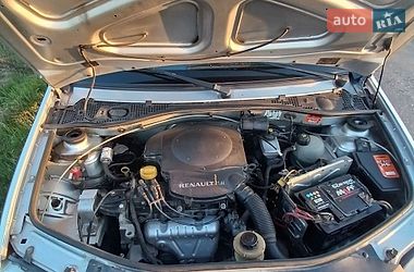 Седан Dacia Logan 2008 в Гадяче