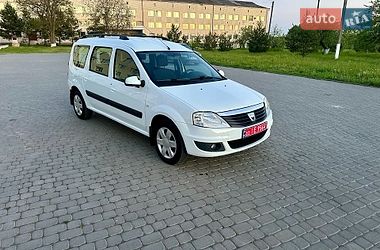 Седан Dacia Logan 2009 в Теплику