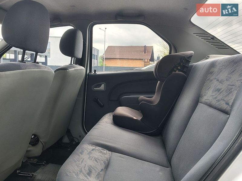 Седан Dacia Logan 2007 в Виннице