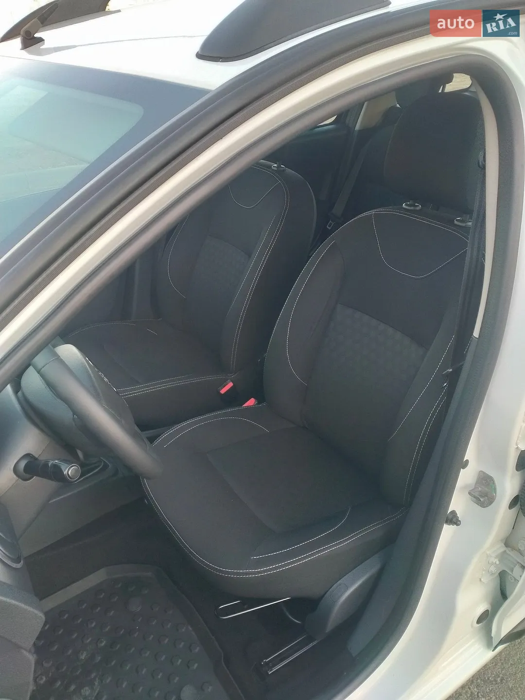 2015 Dacia Logan - мініатюра 15