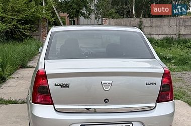 Седан Dacia Logan 2008 в Золотоноші