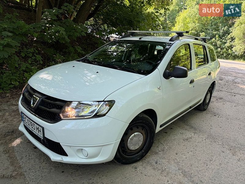 Седан Dacia Logan 2014 в Львове