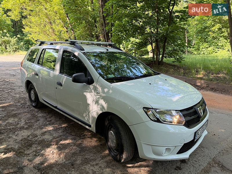 Седан Dacia Logan 2014 в Львове