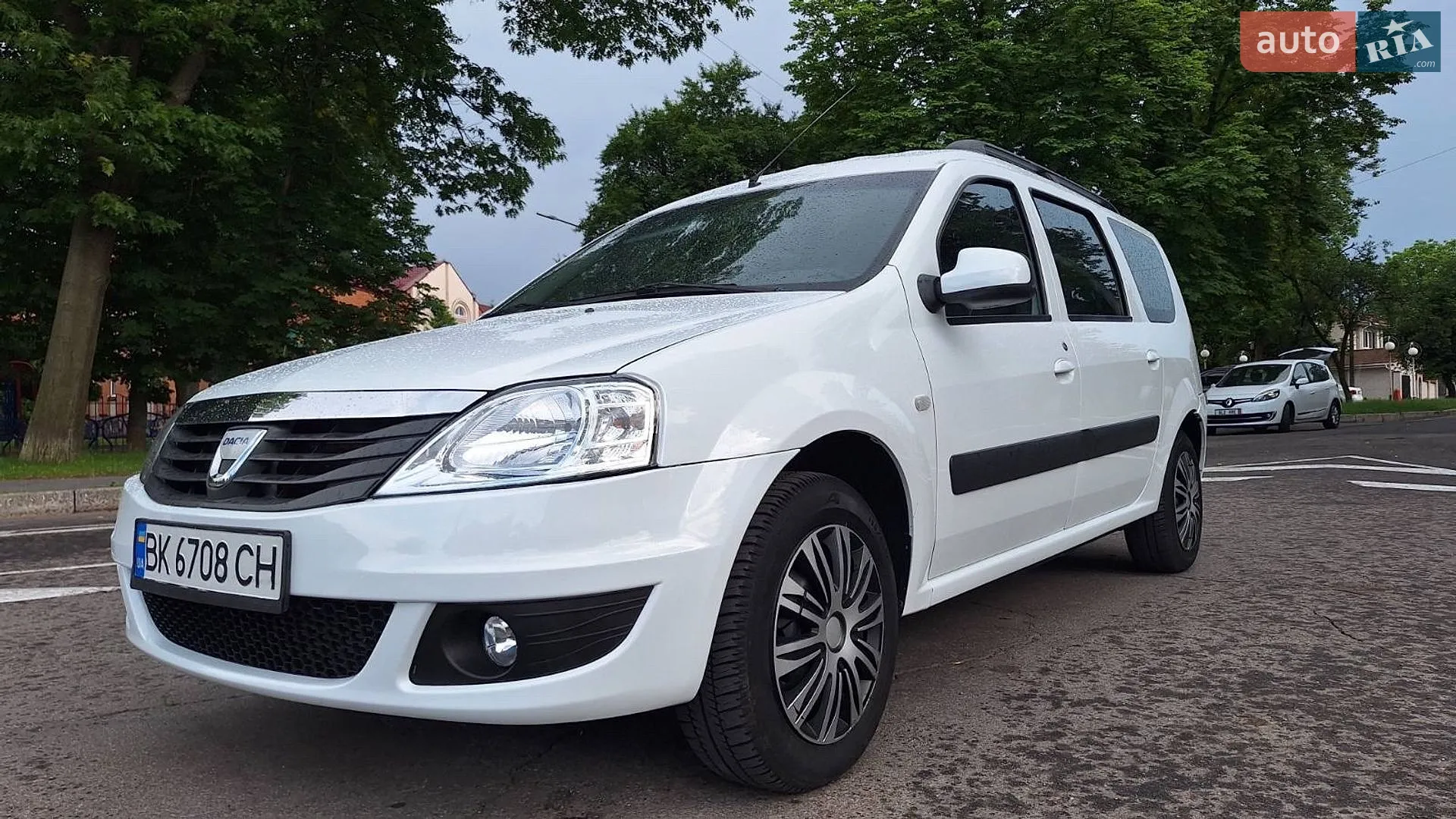 2011 Dacia Logan - мініатюра 3