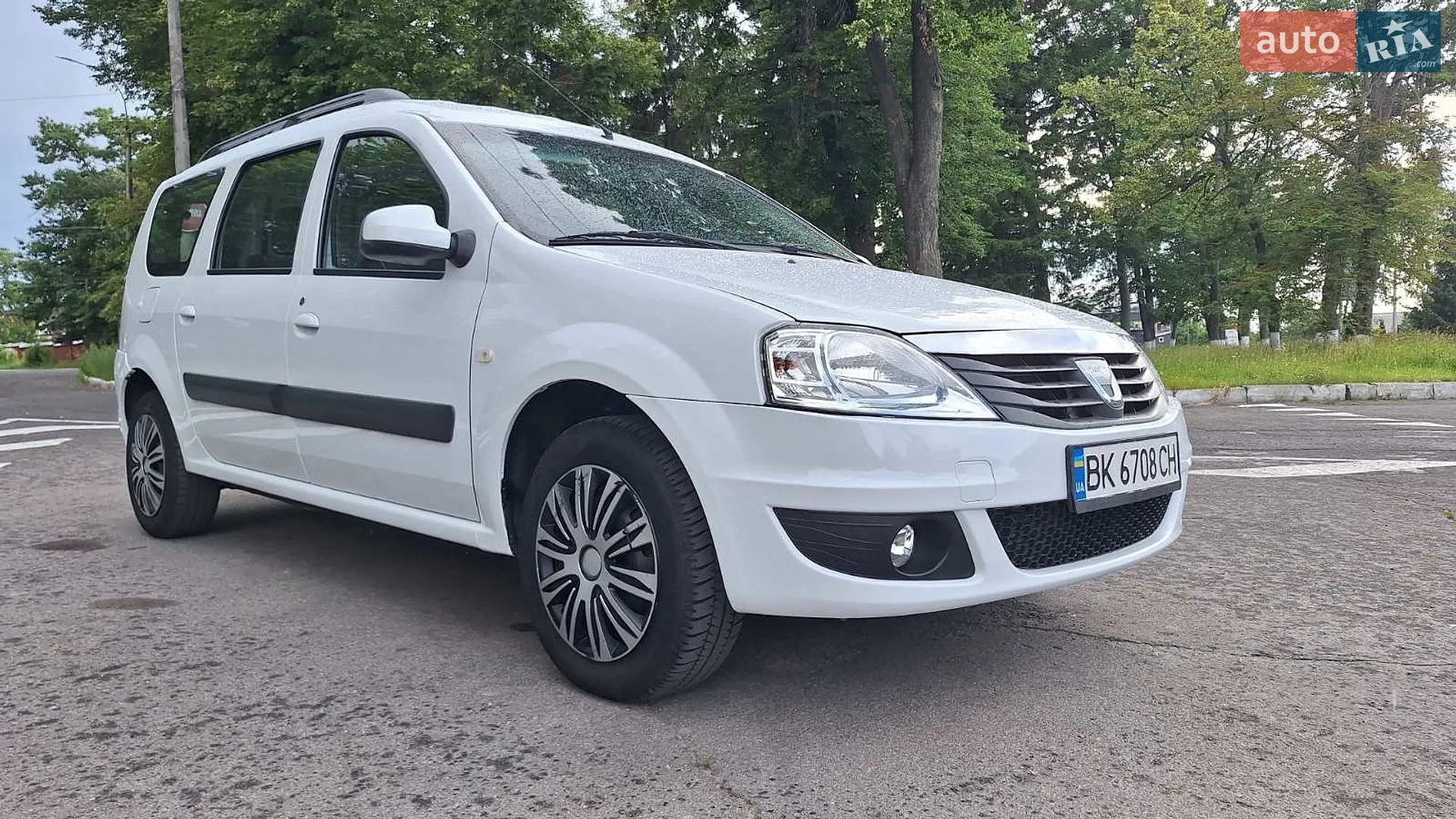 2011 Dacia Logan - мініатюра 2