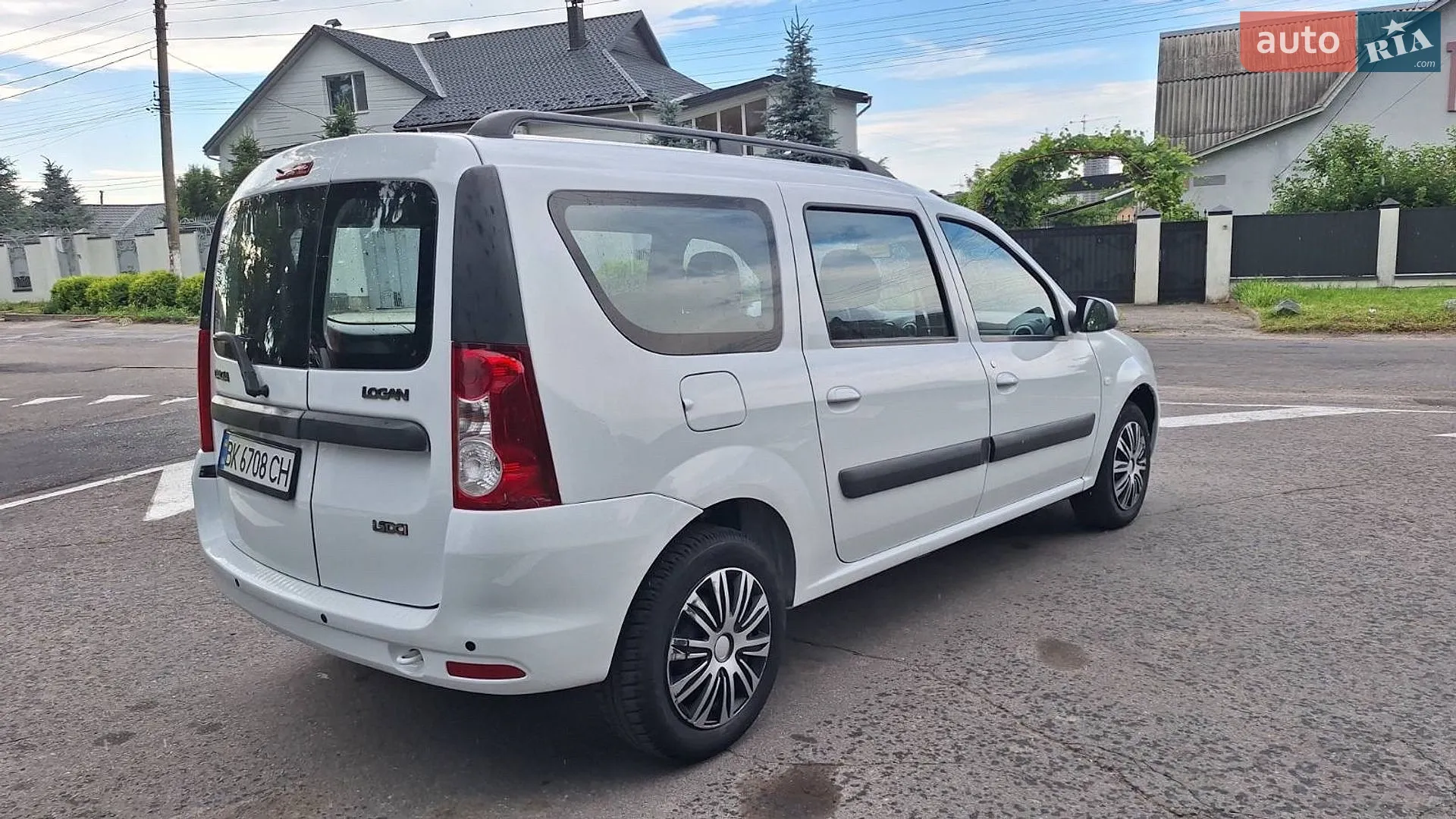 2011 Dacia Logan - мініатюра 23