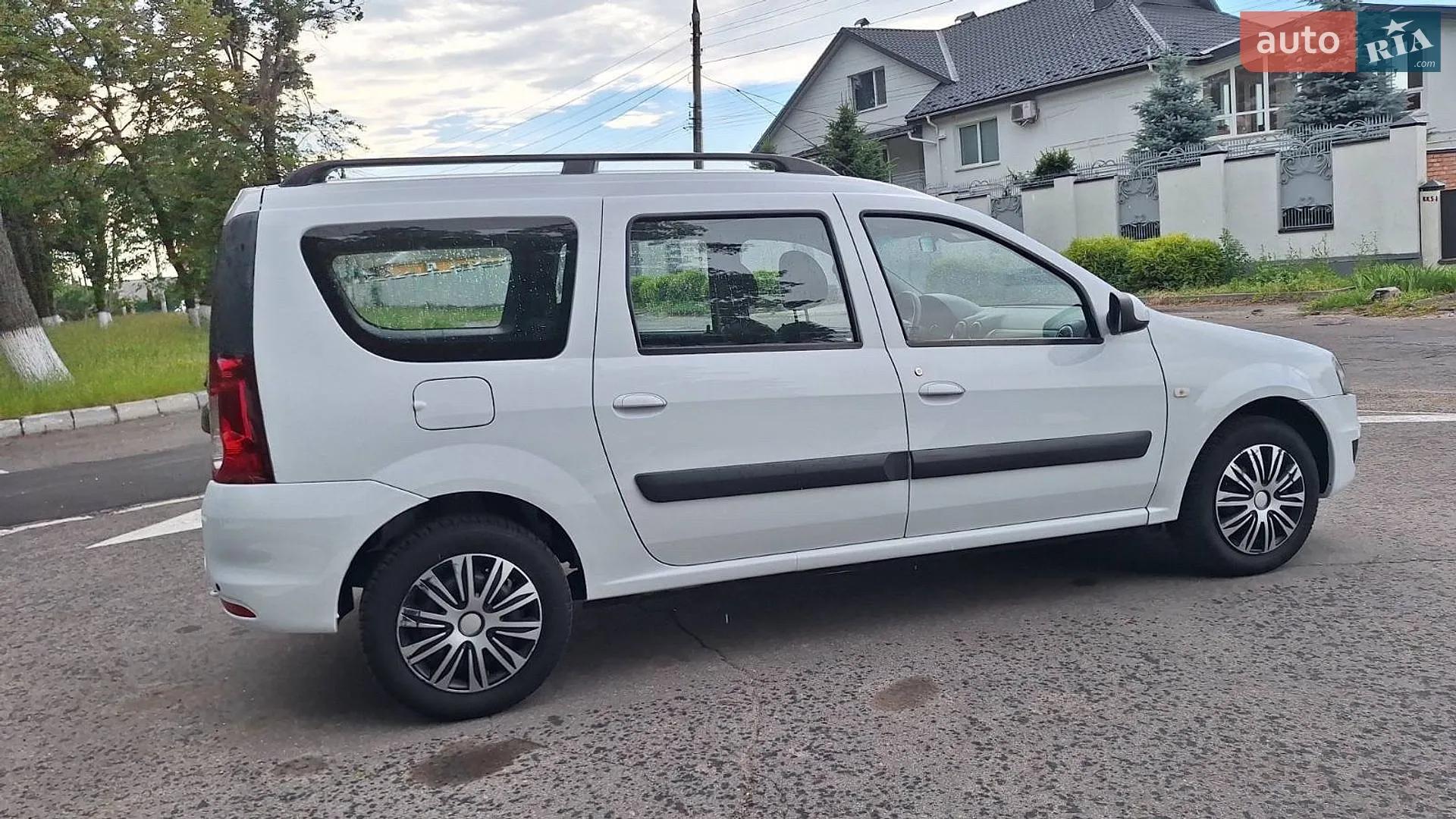 2011 Dacia Logan - мініатюра 17