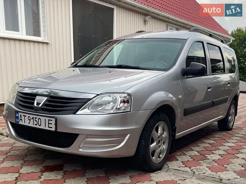 Dacia Logan 2011