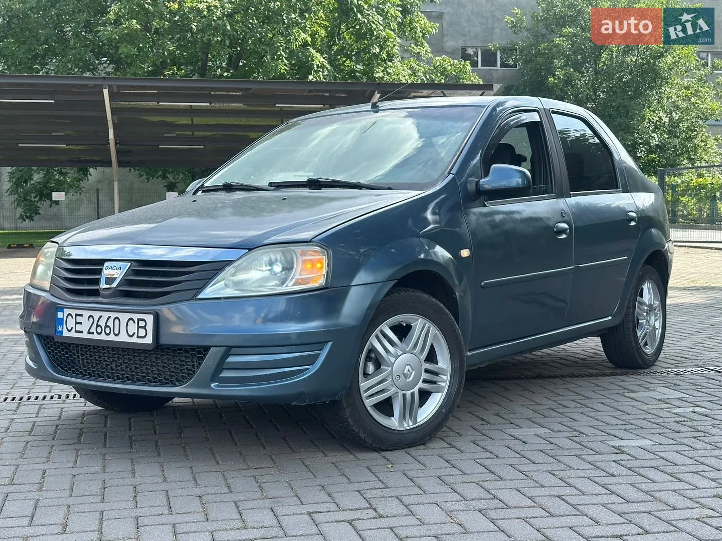 2011 Dacia Logan - мініатюра 3
