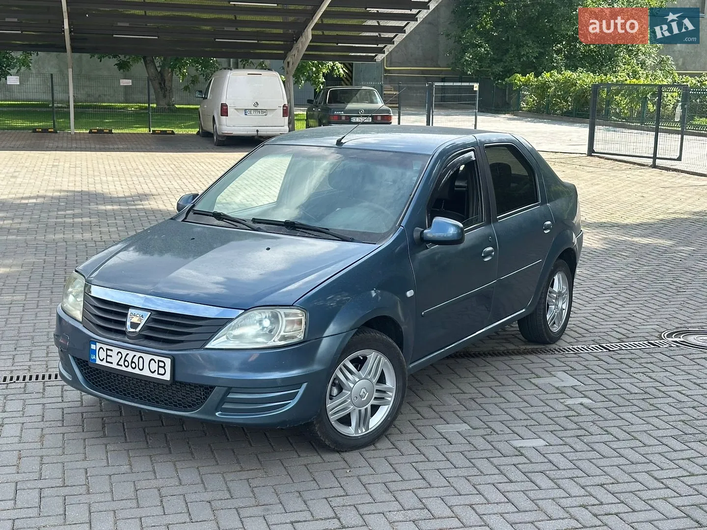 2011 Dacia Logan - мініатюра 13