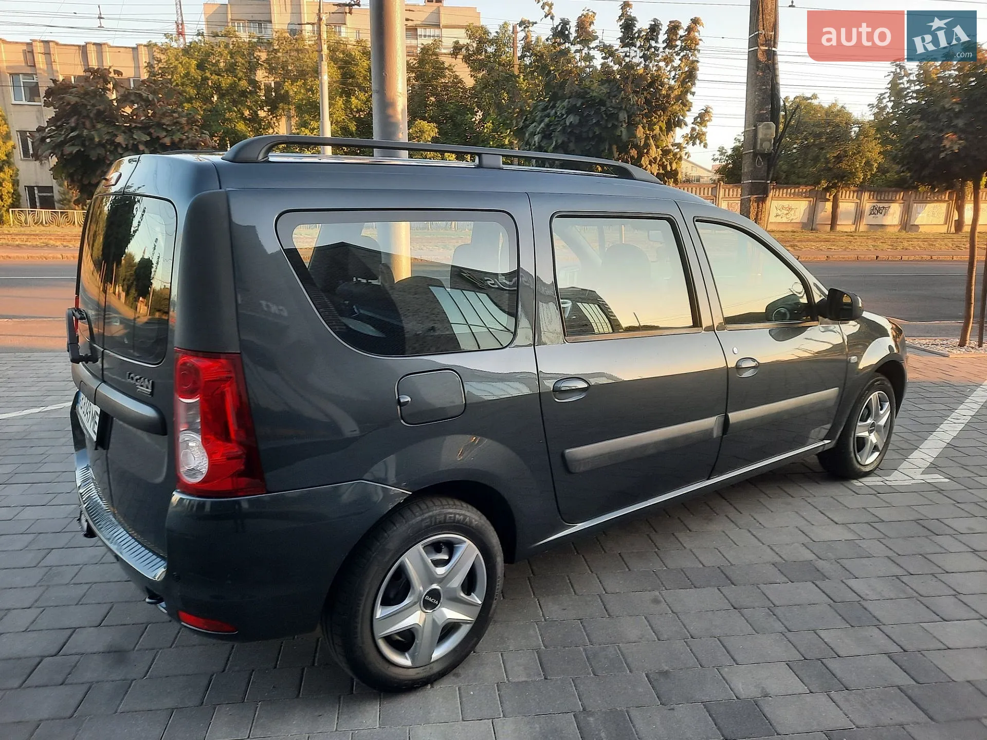 2010 Dacia Logan - мініатюра 6