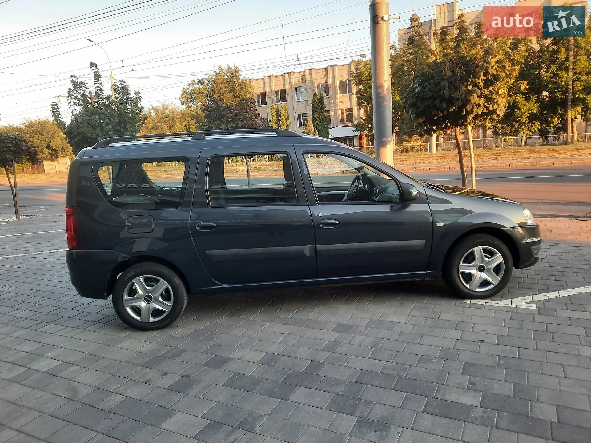 2010 Dacia Logan - мініатюра 10