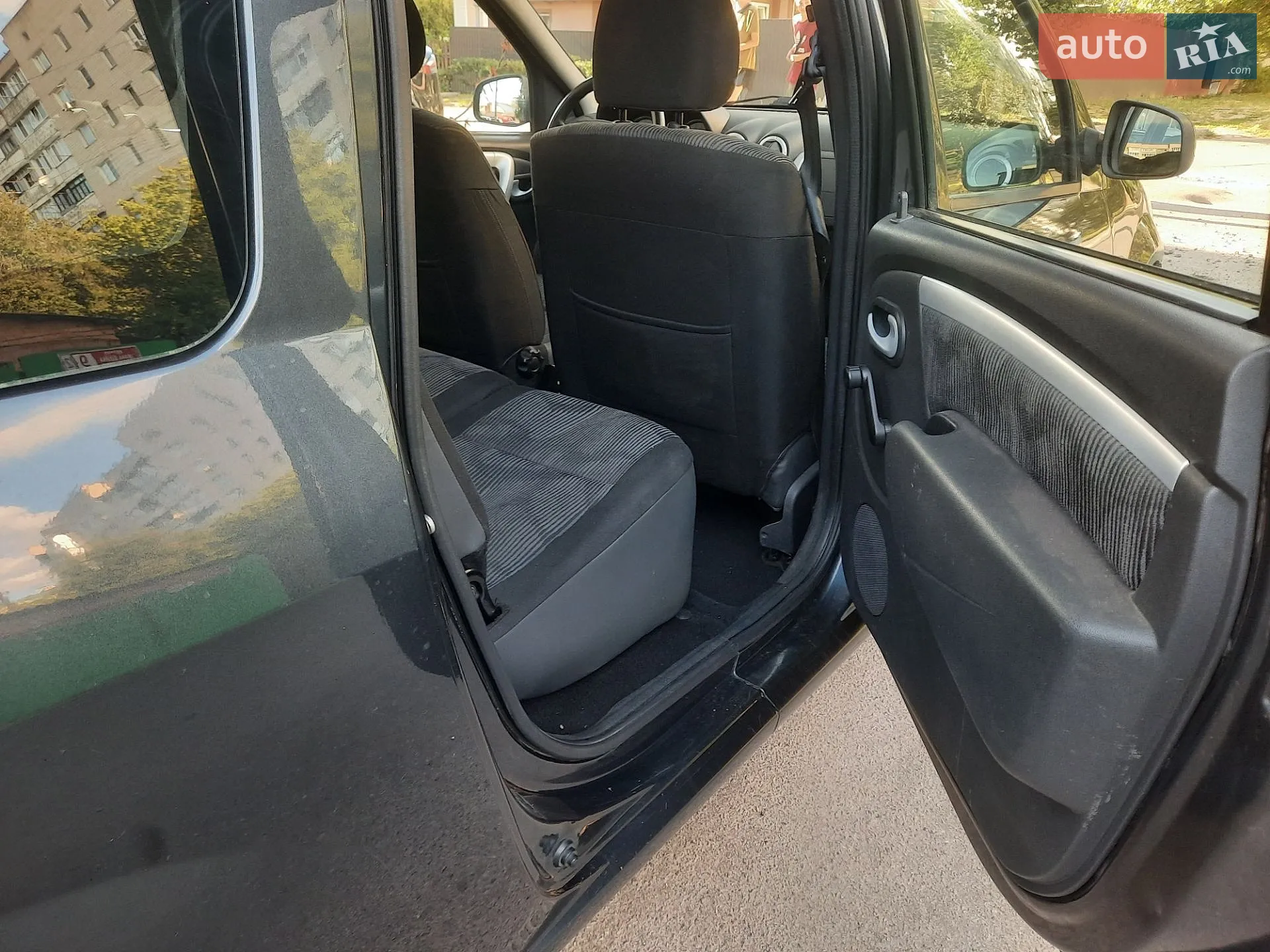 2010 Dacia Logan - мініатюра 14
