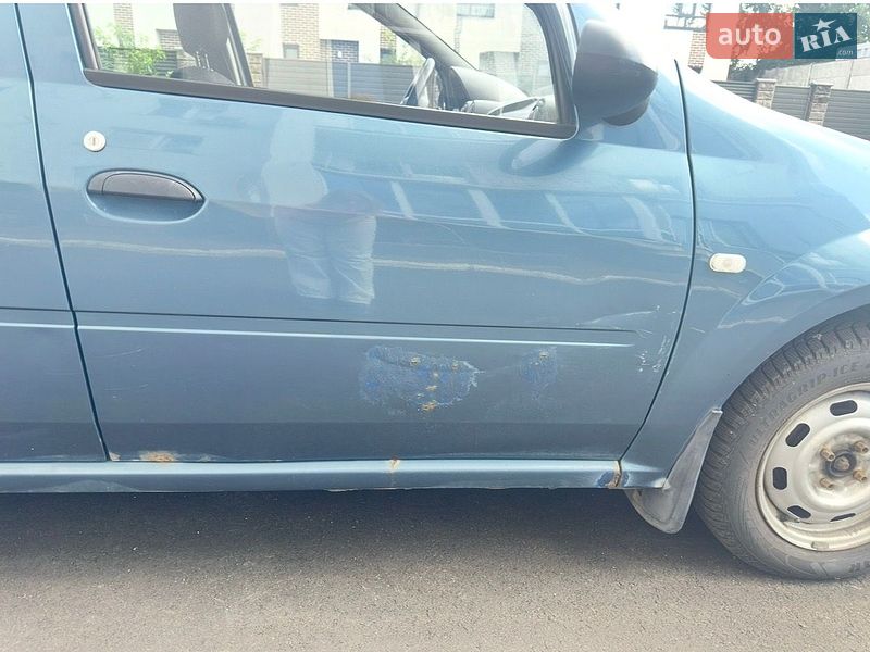 Седан Dacia Logan 2007 в Петропавловской Борщаговке
