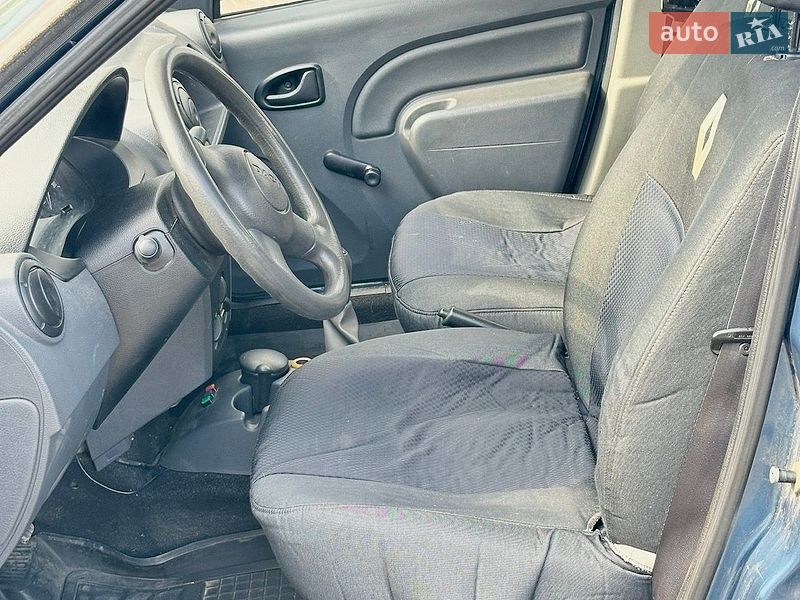 Седан Dacia Logan 2007 в Петропавловской Борщаговке