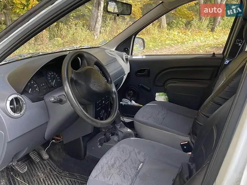 Dacia Logan 2009