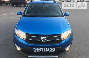 Хэтчбек Dacia Sandero StepWay 2014 в Львове