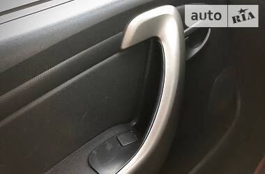 Позашляховик / Кросовер Dacia Sandero StepWay 2010 в 