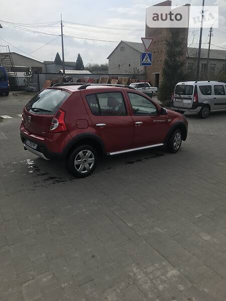 Хетчбек Dacia Sandero StepWay 2012 в Дубні фото 8 Хетчбек Dacia Sandero StepWay 2012 в Дубні