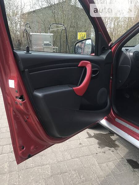 Хетчбек Dacia Sandero StepWay 2012 в Дубні фото 29 Хетчбек Dacia Sandero StepWay 2012 в Дубні