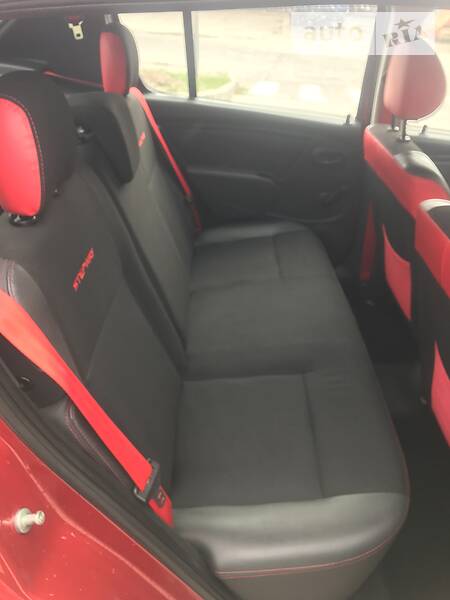 Хетчбек Dacia Sandero StepWay 2012 в Дубні фото 49 Хетчбек Dacia Sandero StepWay 2012 в Дубні