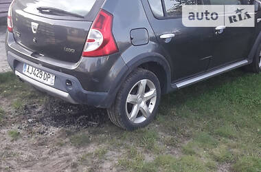 Хэтчбек Dacia Sandero StepWay 2010 в Луцке