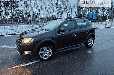 Хэтчбек Dacia Sandero StepWay 2013 в Ковеле