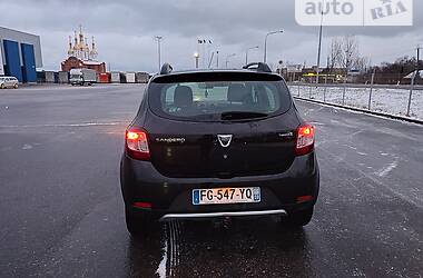 Хэтчбек Dacia Sandero StepWay 2013 в Ковеле