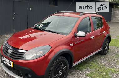 Внедорожник / Кроссовер Dacia Sandero StepWay 2011 в Луцке