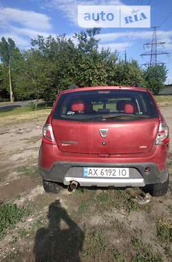 Позашляховик / Кросовер Dacia Sandero StepWay 2012 в Харкові