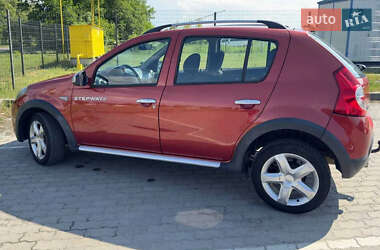 Внедорожник / Кроссовер Dacia Sandero StepWay 2011 в 